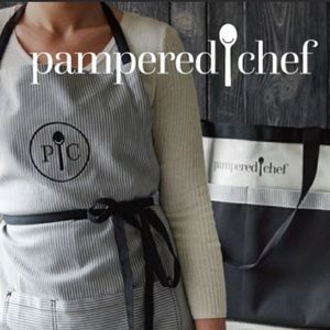 New- PAMPERED CHEF Consultant Apron. GRAY Striped  with black Embroidered logo.